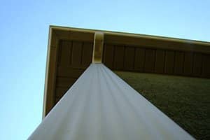 Eavestroughing
